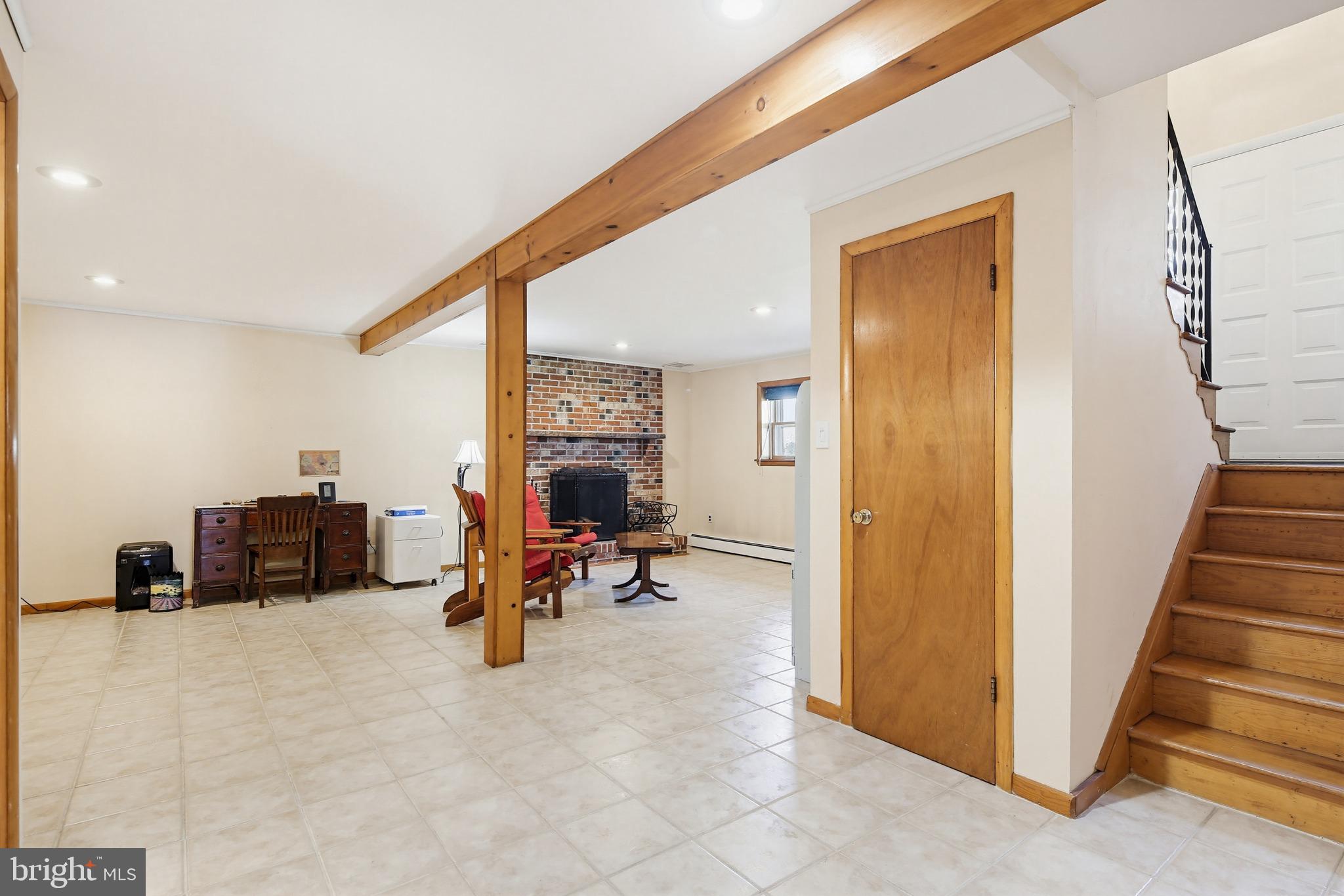 NOTTINGHAMSHIRE FARMS - Residential