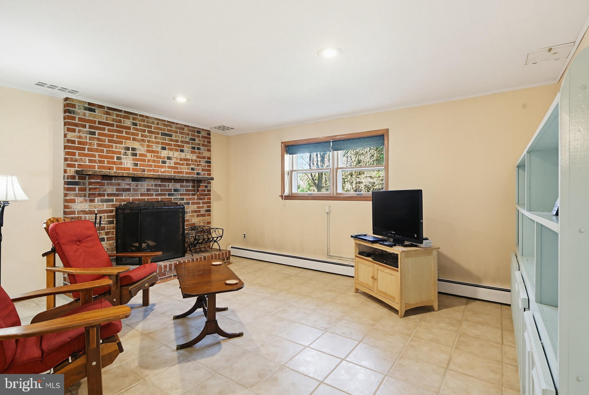 NOTTINGHAMSHIRE FARMS - Residential