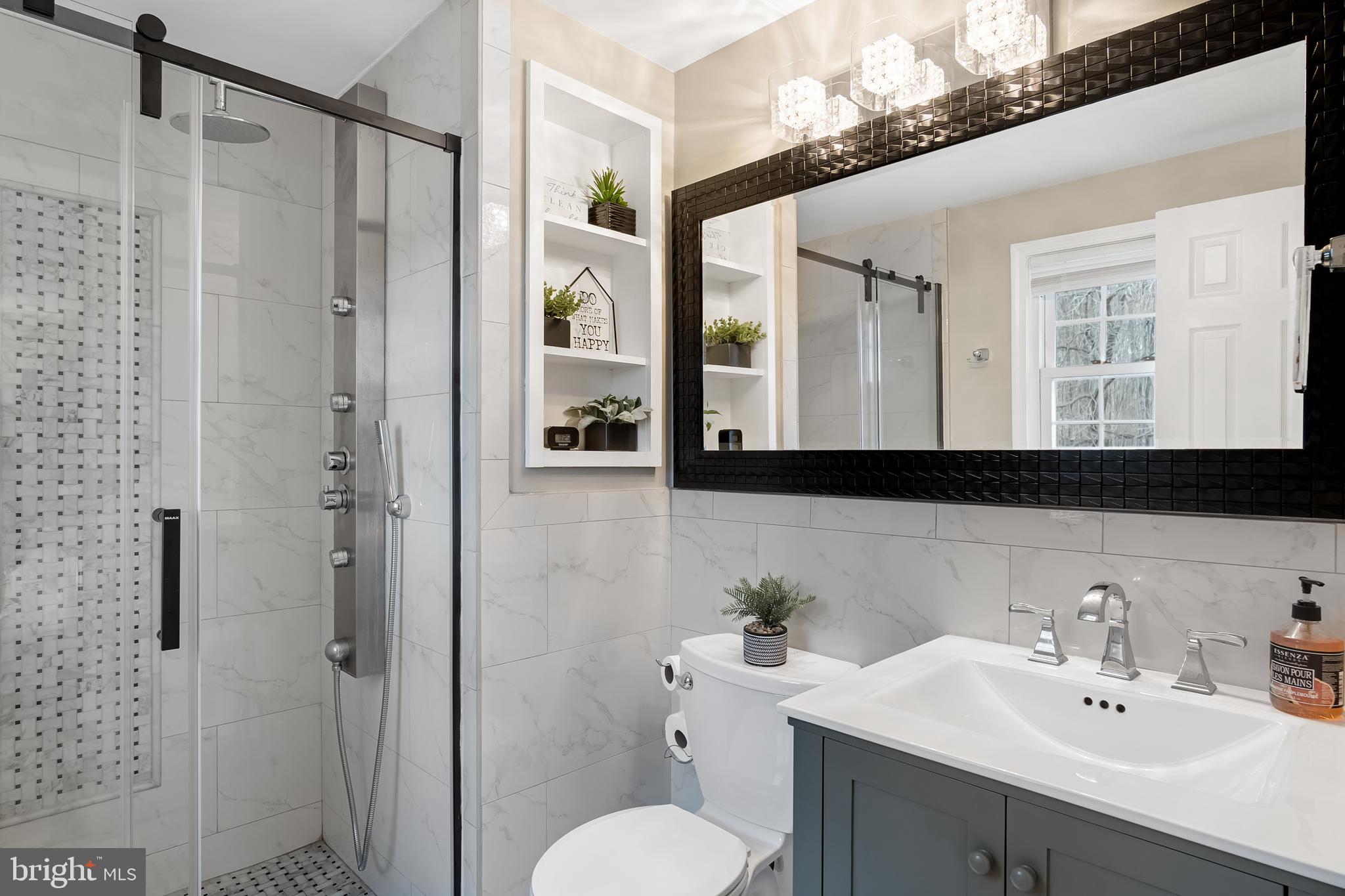 VILLAGE OF HICKORY RIDGE - Residential