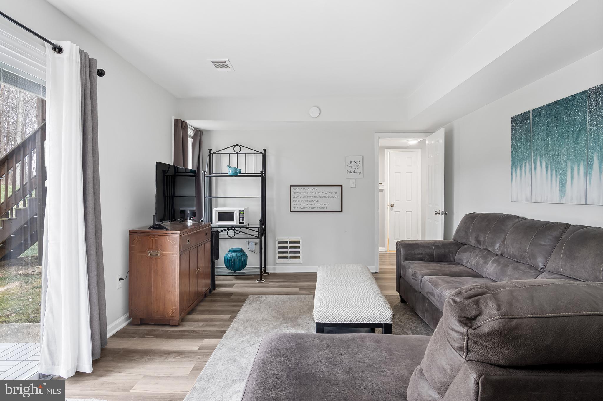 VILLAGE OF HICKORY RIDGE - Residential