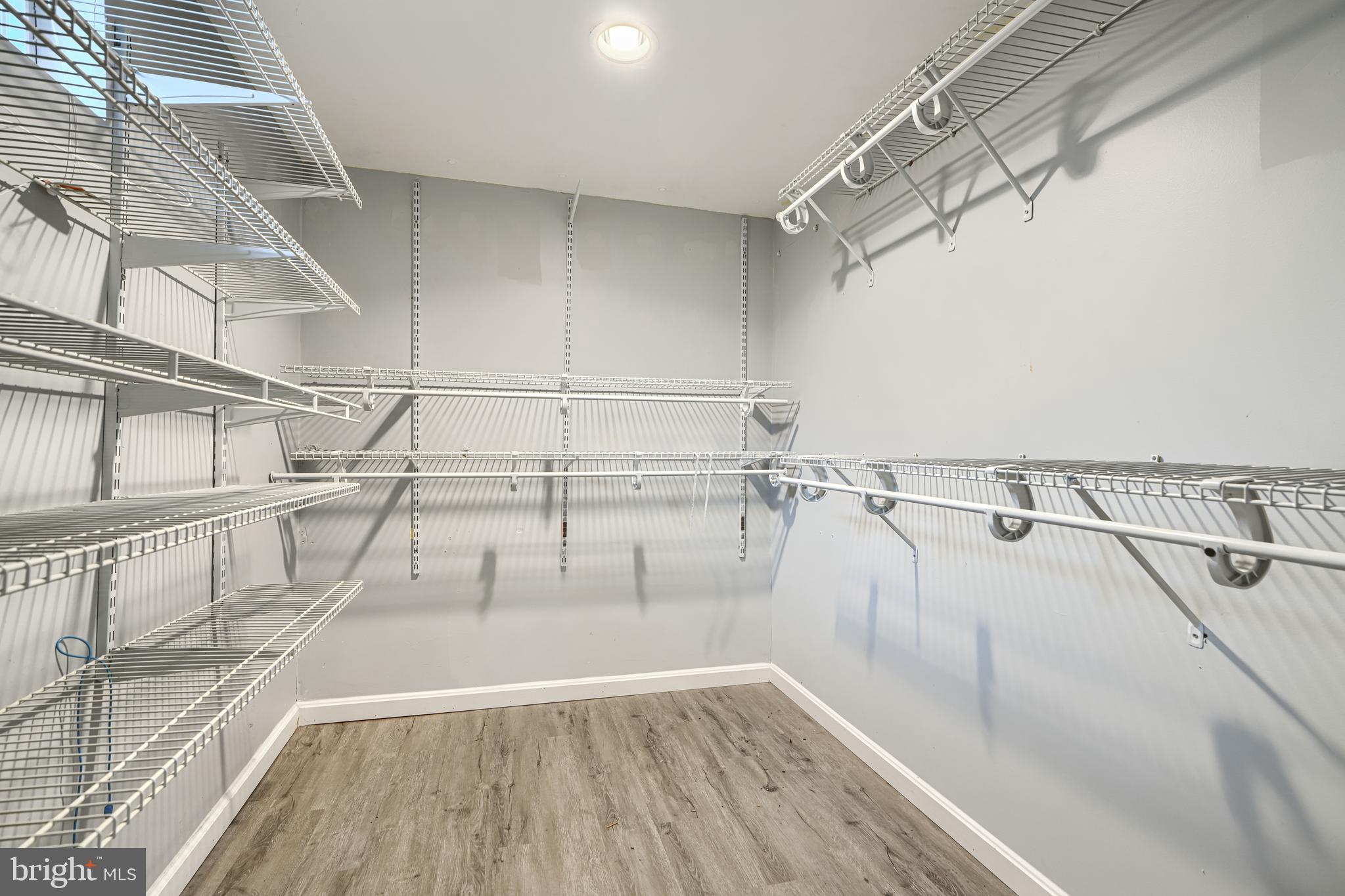 BURMONT - Residential