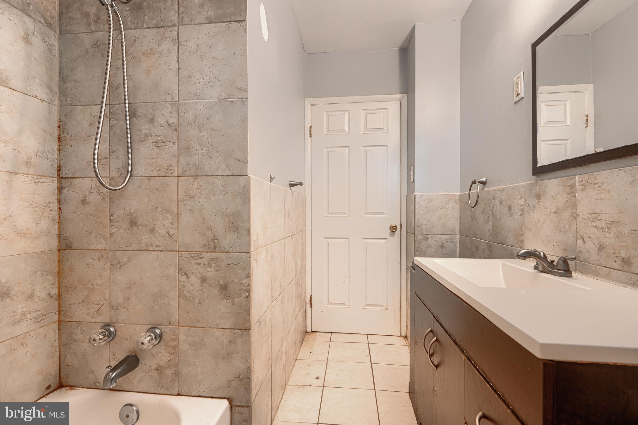 BURMONT - Residential