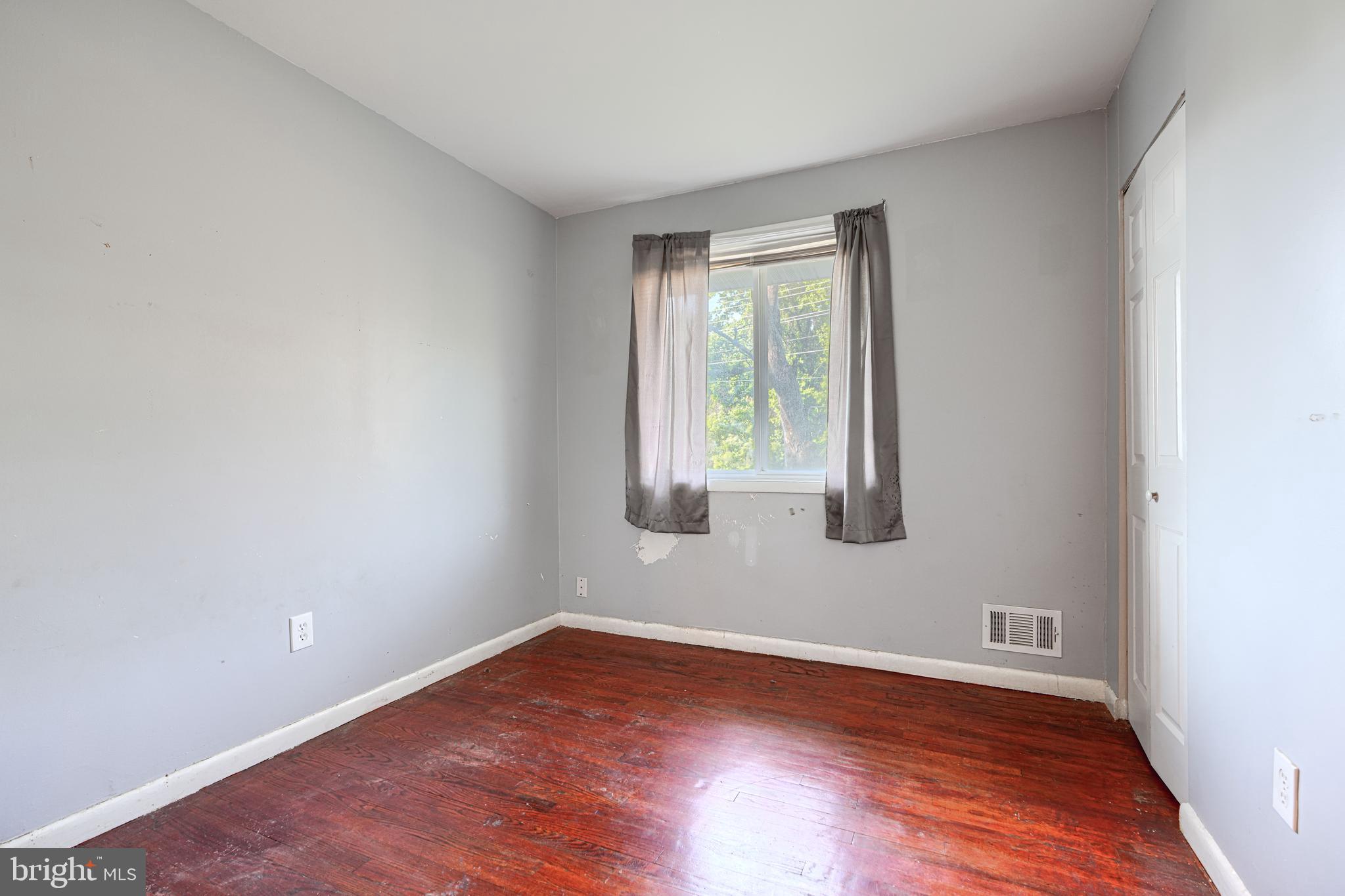 BURMONT - Residential