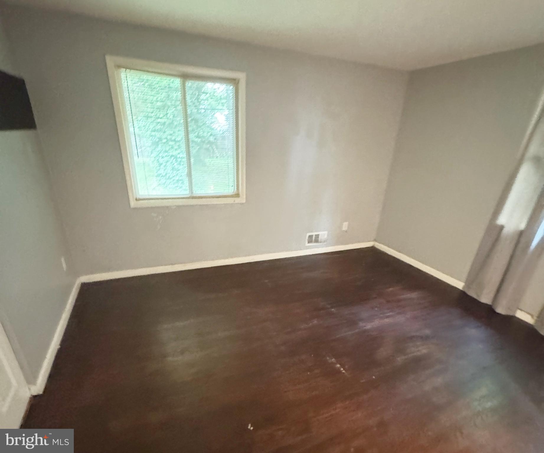 BURMONT - Residential