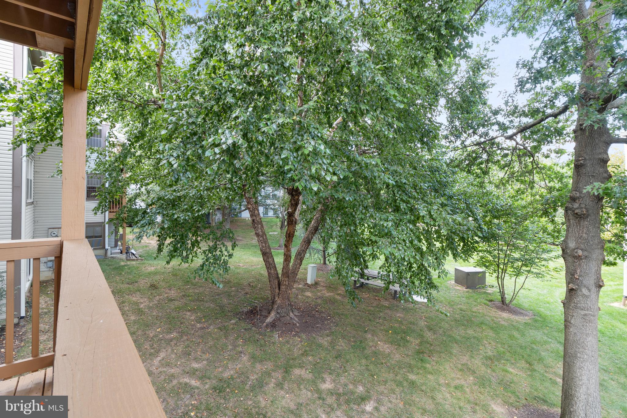 SURREY AT MANCHESTER LAKES - Residential