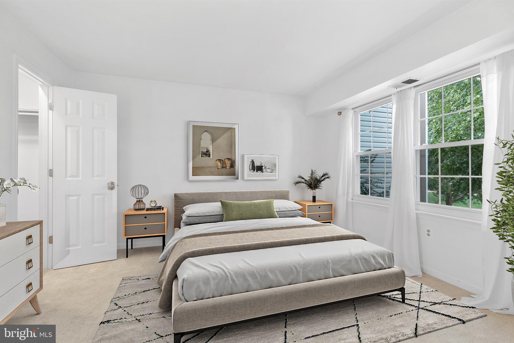 SURREY AT MANCHESTER LAKES - Residential