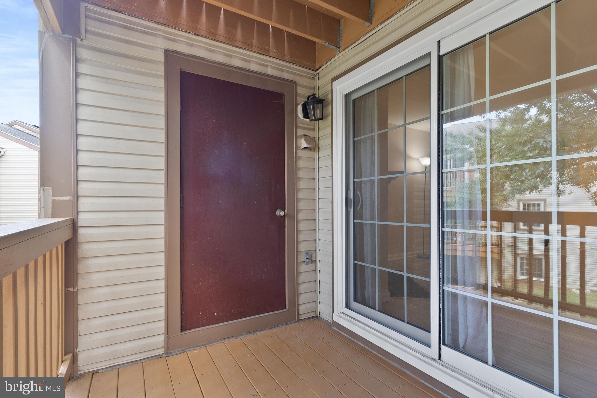 SURREY AT MANCHESTER LAKES - Residential