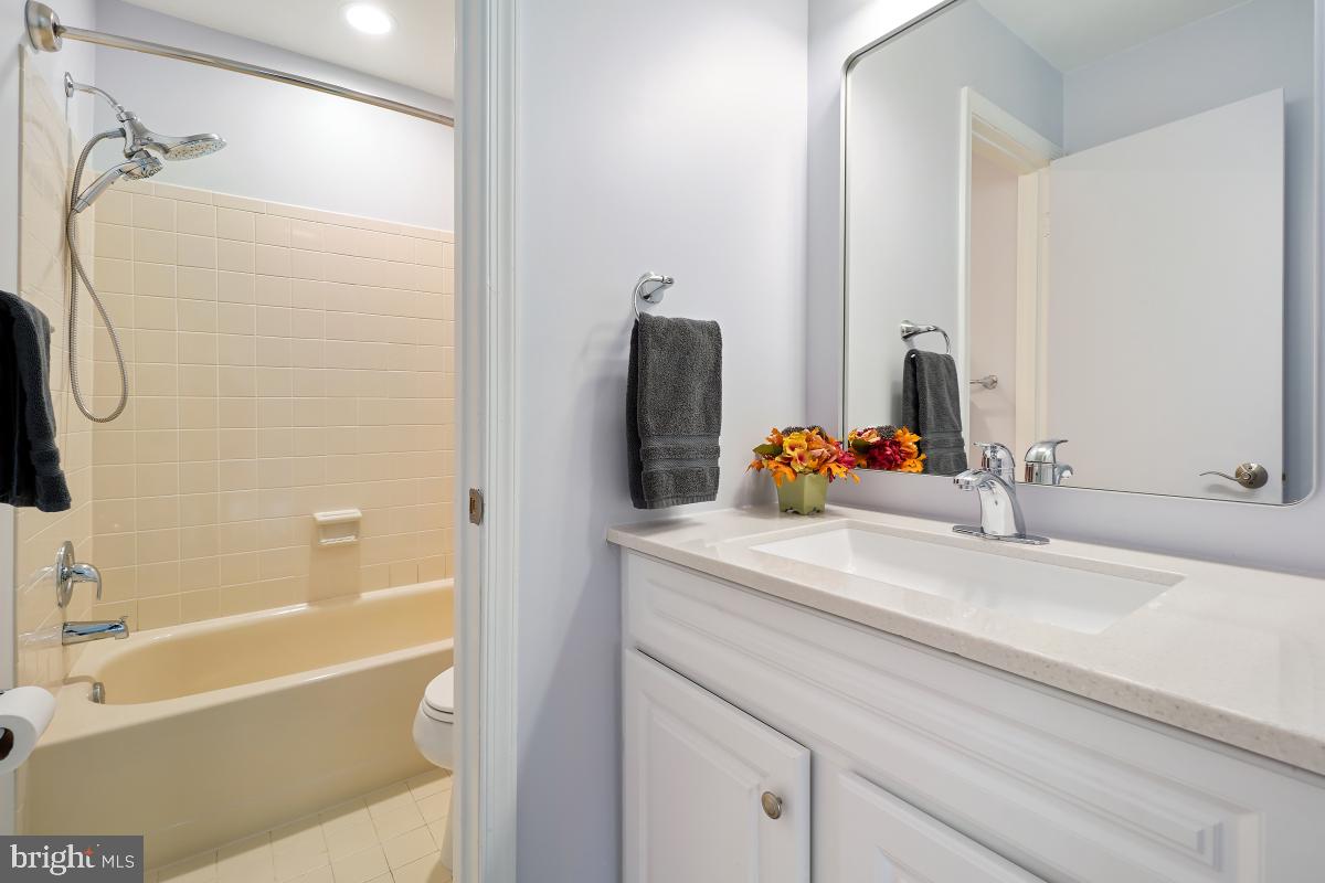 STONEBRIDGE - Residential