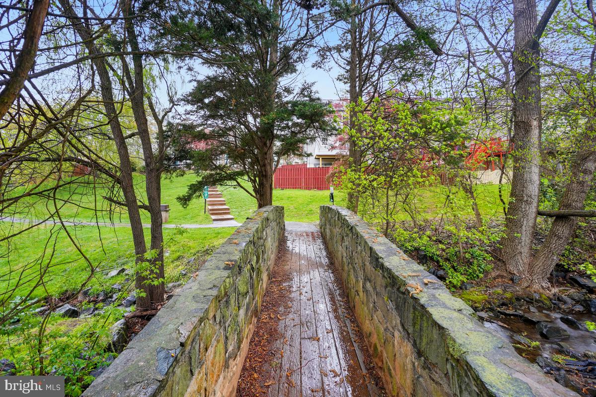 STONEBRIDGE - Residential