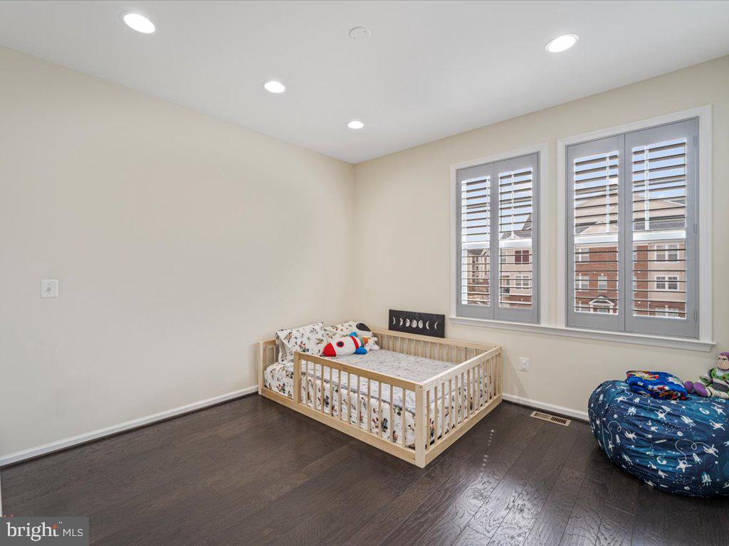 BRAMBLETON - Residential