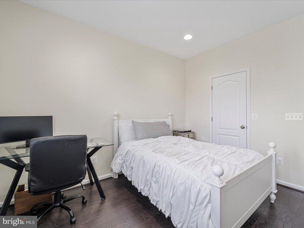 BRAMBLETON - Residential