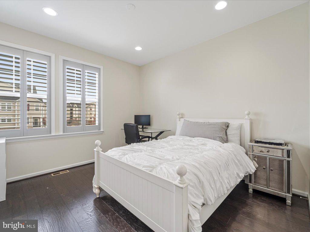 BRAMBLETON - Residential