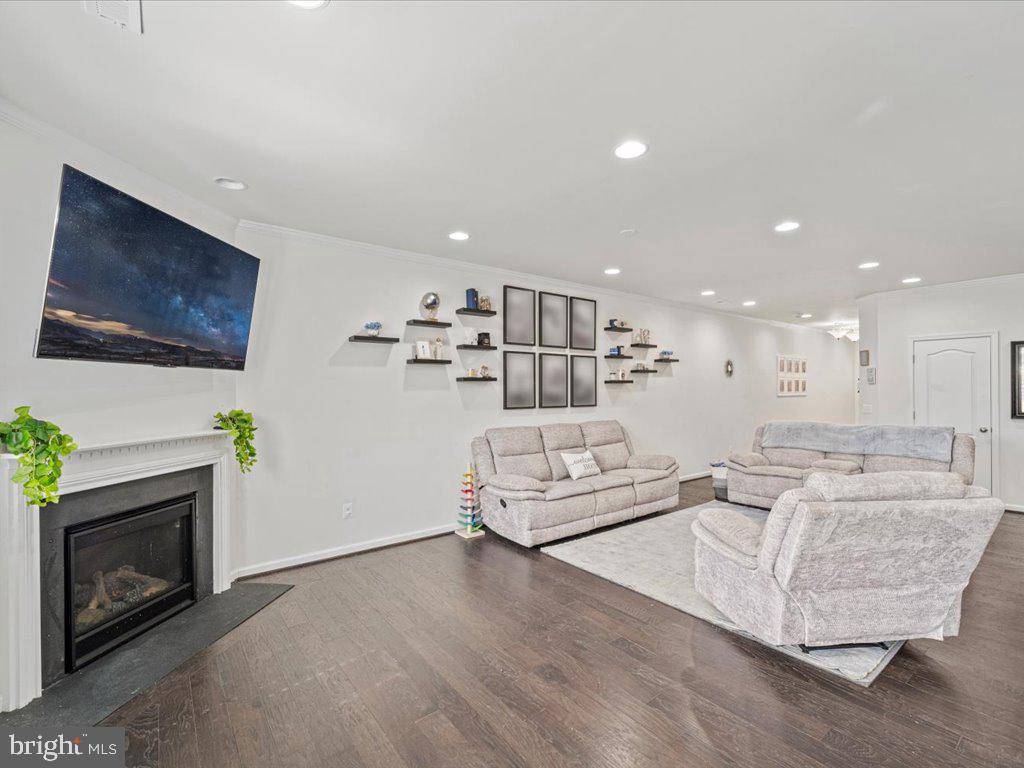 BRAMBLETON - Residential