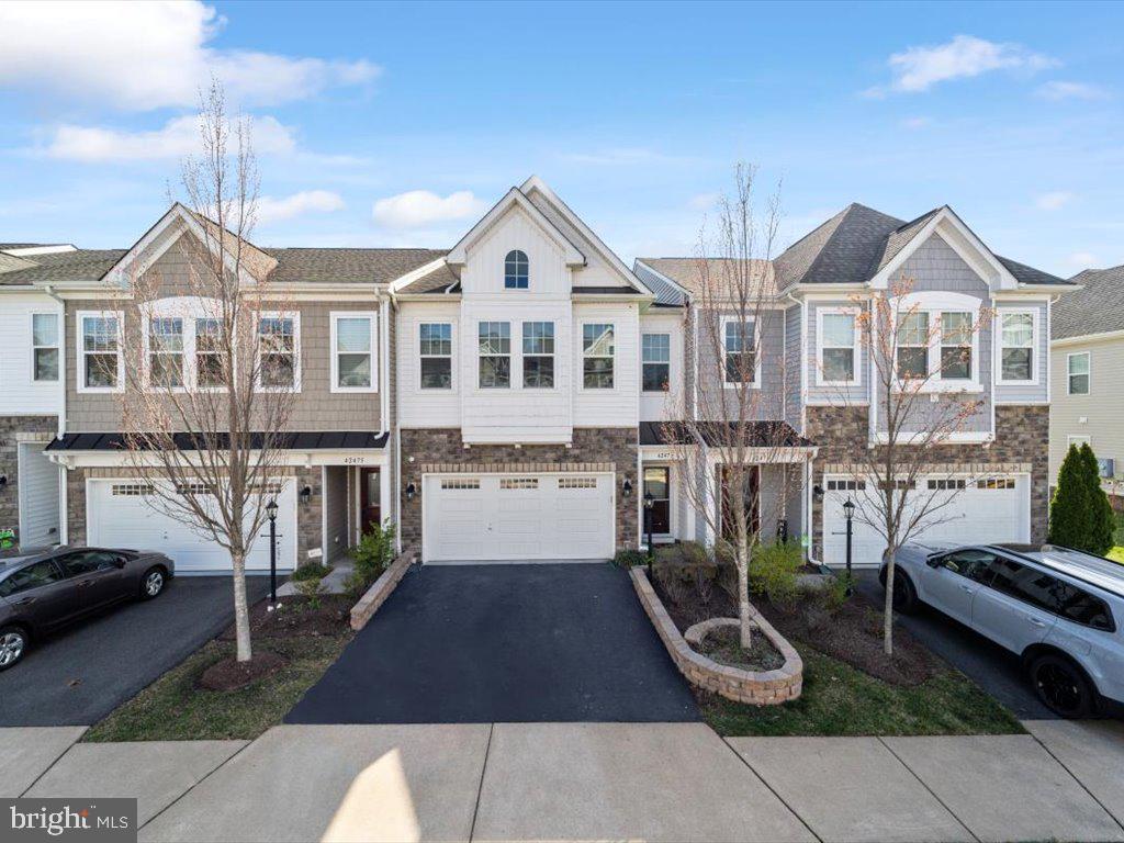 BRAMBLETON - Residential