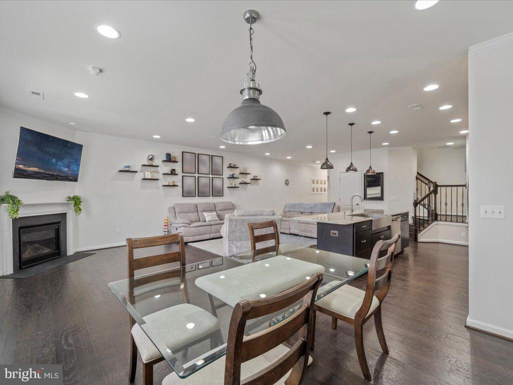 BRAMBLETON - Residential