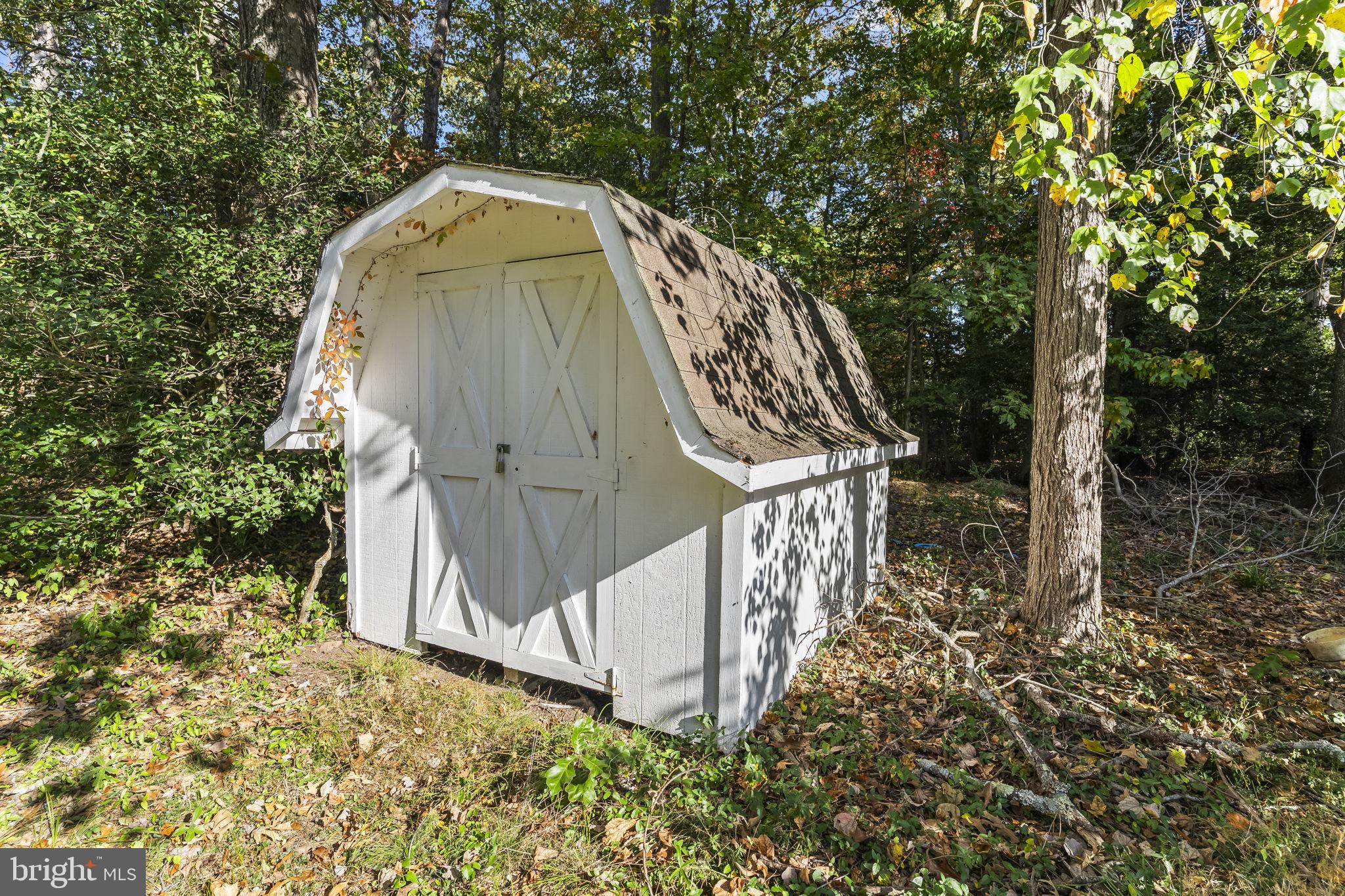 WARRINGTON HILLS - Residential