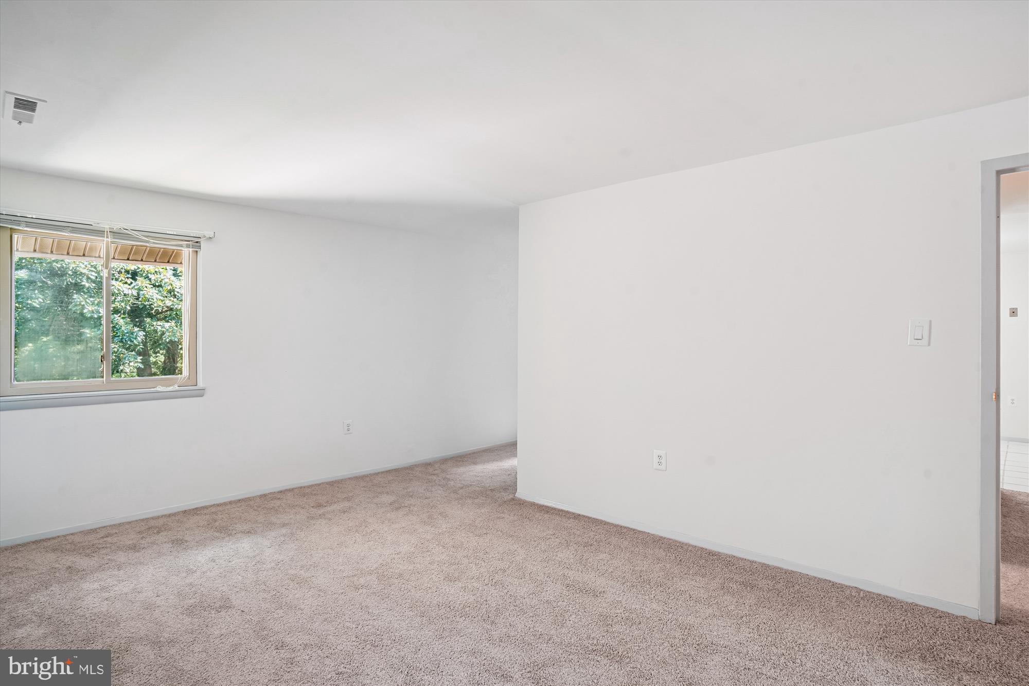 NORMANDIE ON THE LAKE I - Residential Lease