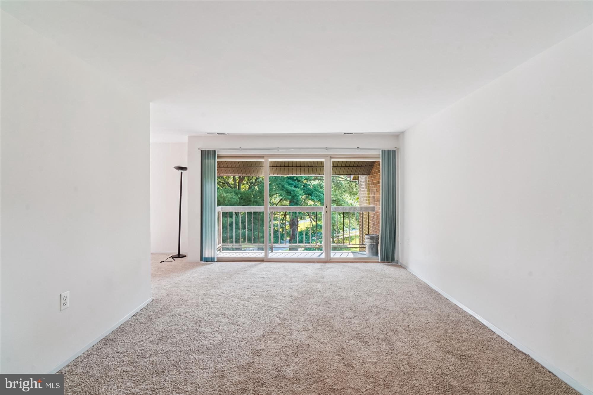 NORMANDIE ON THE LAKE I - Residential Lease