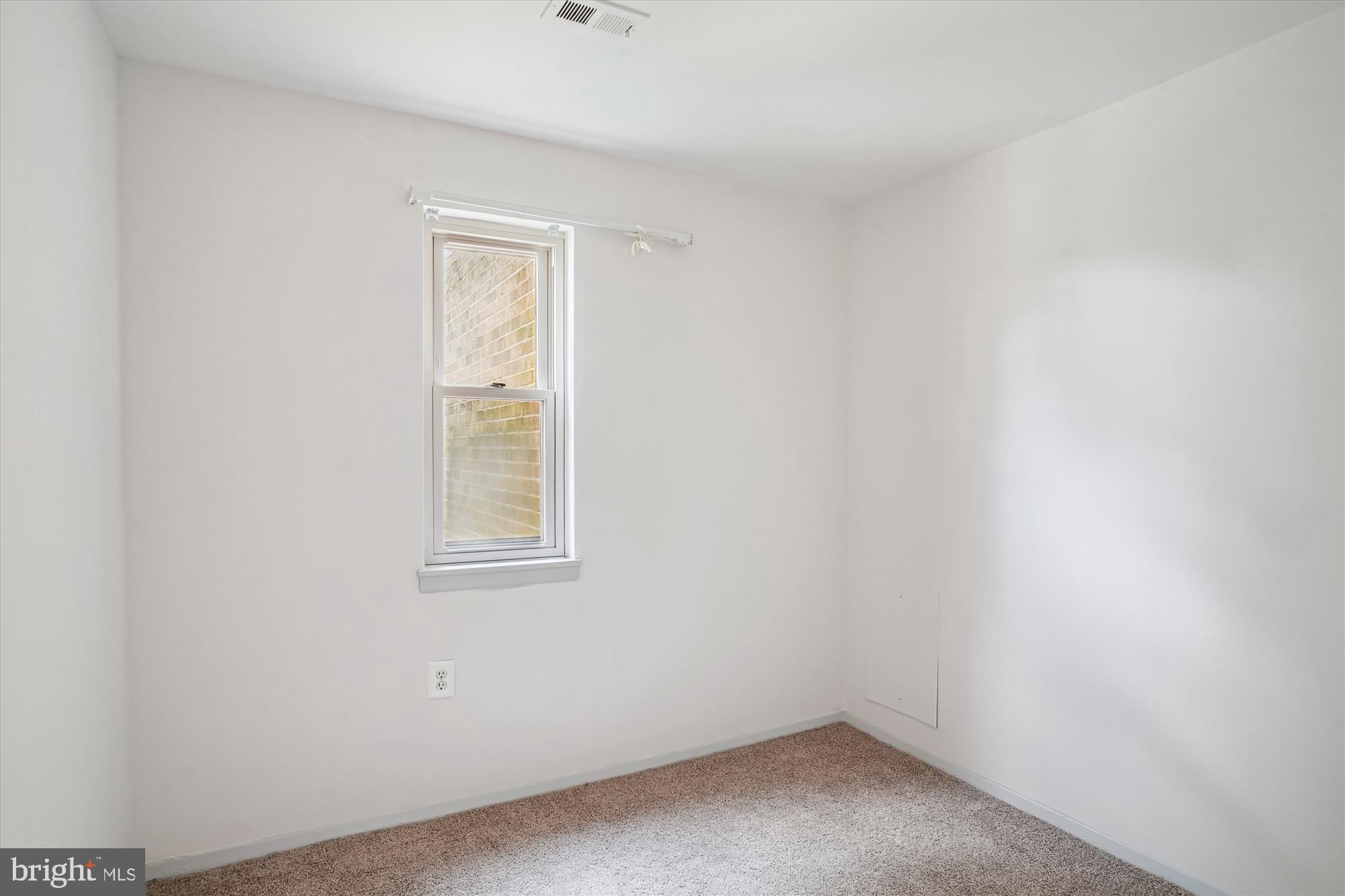 NORMANDIE ON THE LAKE I - Residential Lease