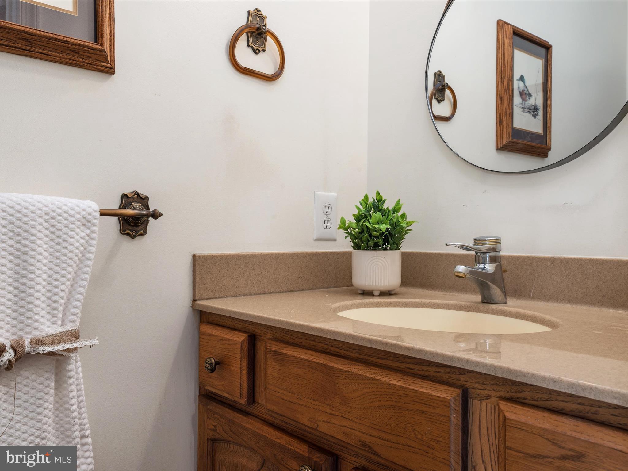 WILD ROSE SHORES - Residential