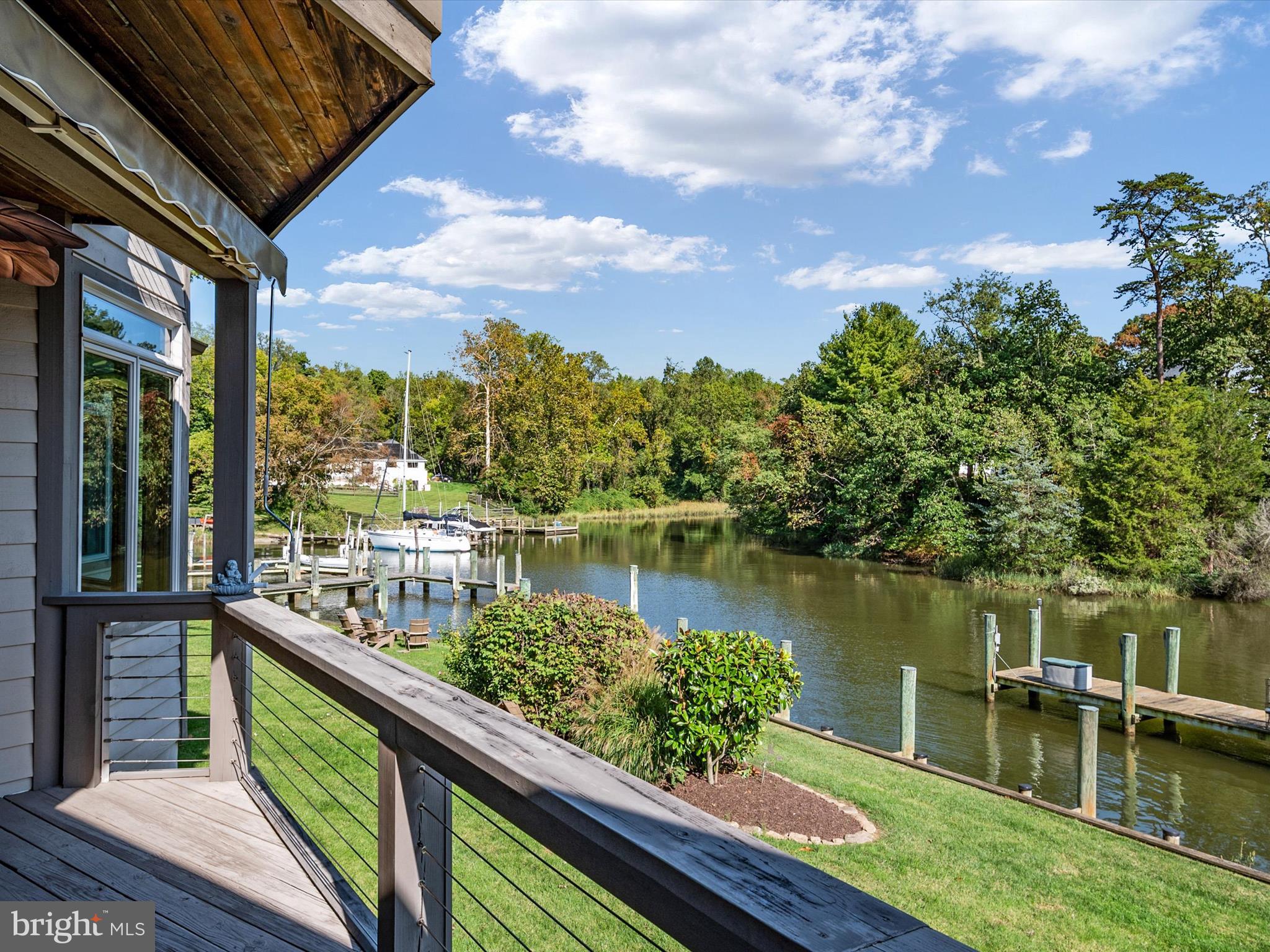 WILD ROSE SHORES - Residential