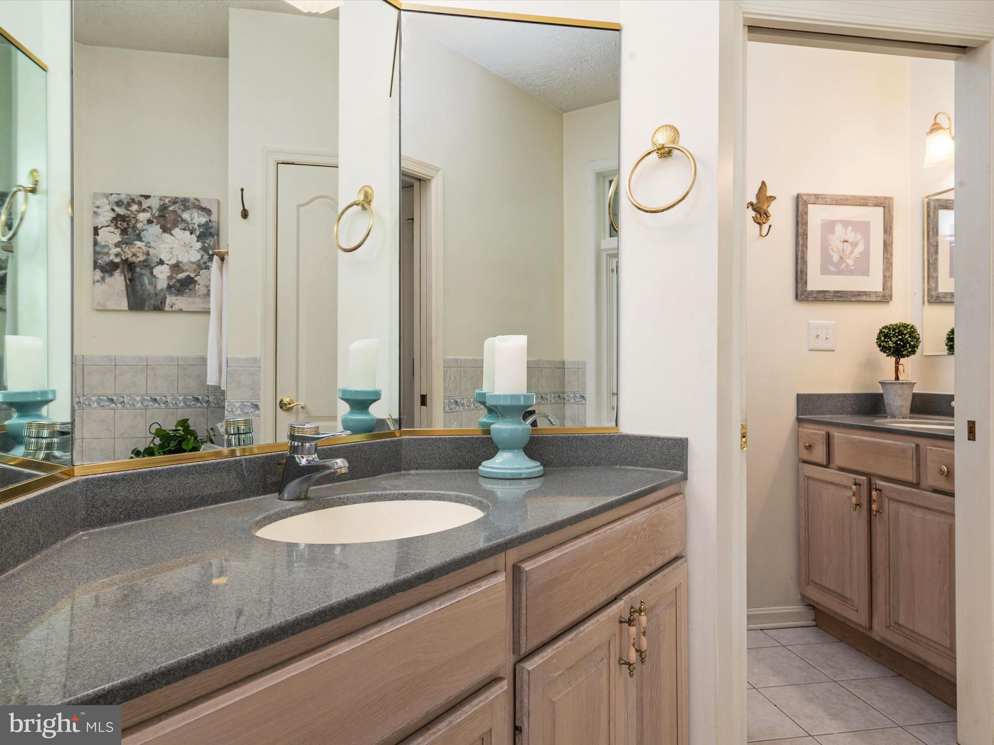 WILD ROSE SHORES - Residential