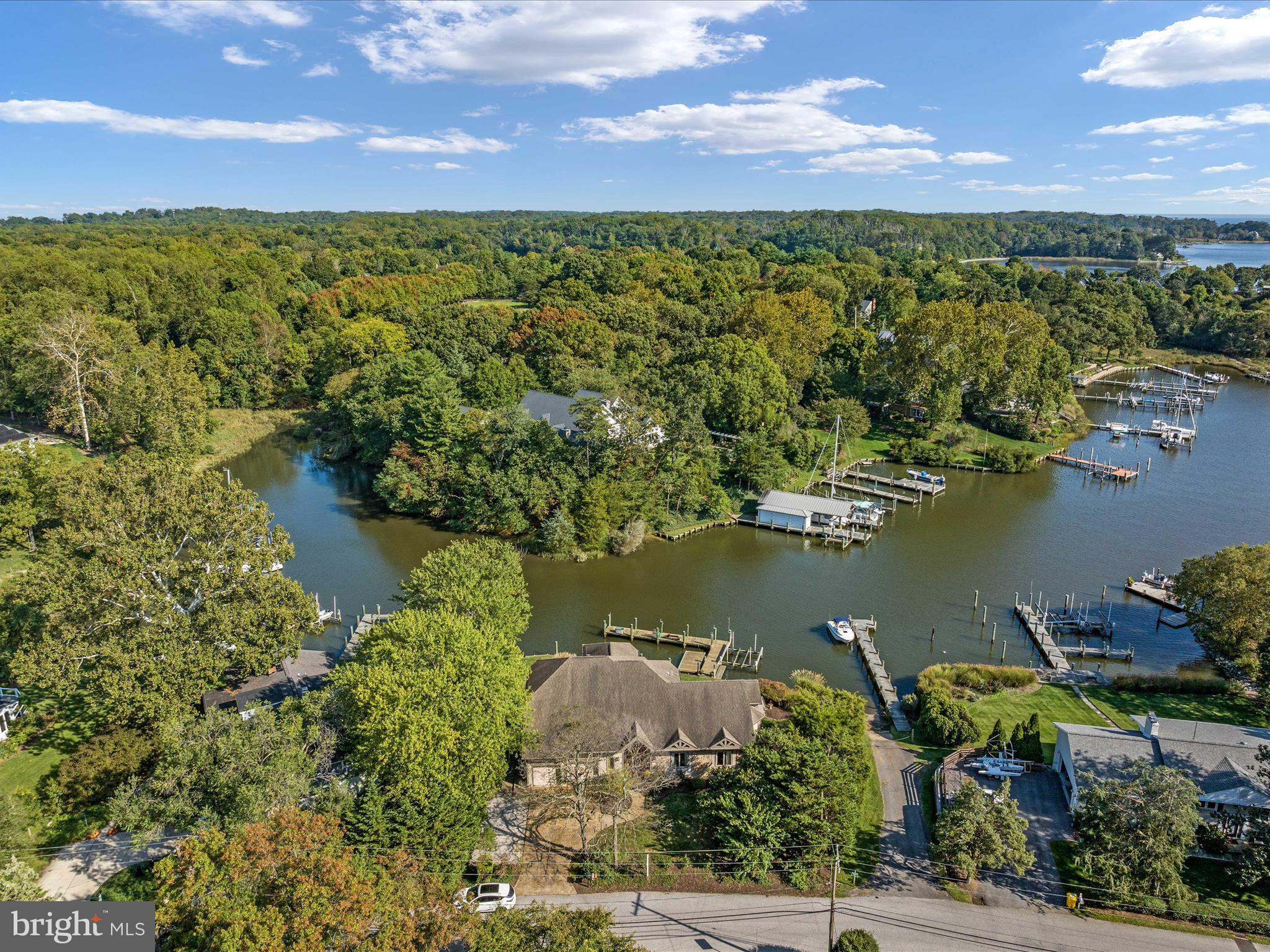 WILD ROSE SHORES - Residential