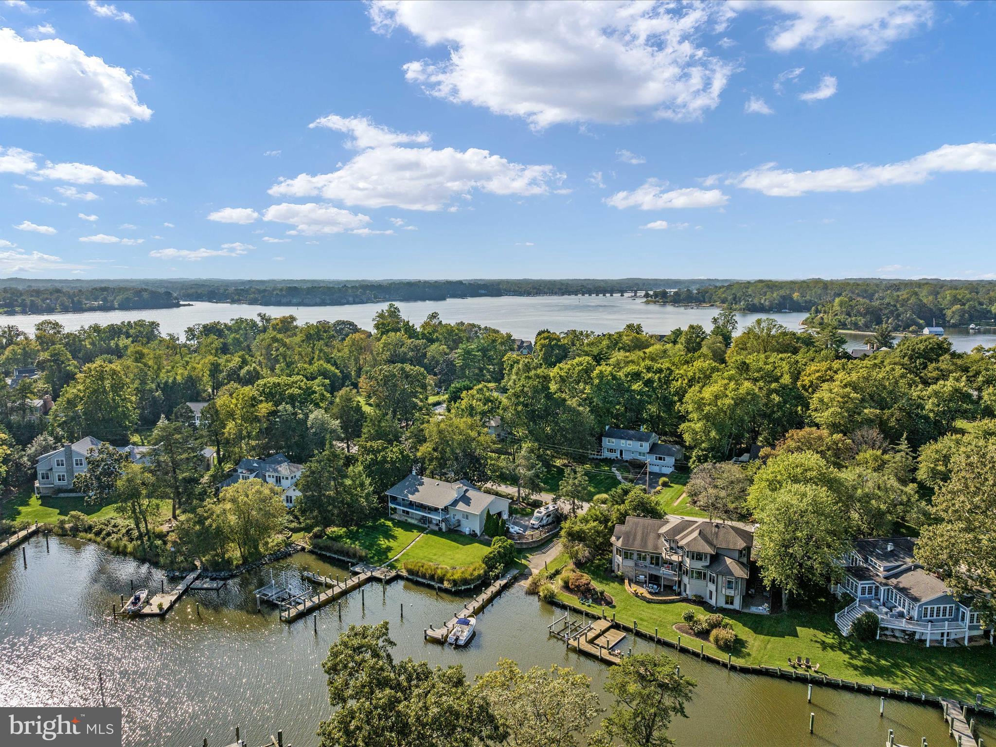 WILD ROSE SHORES - Residential