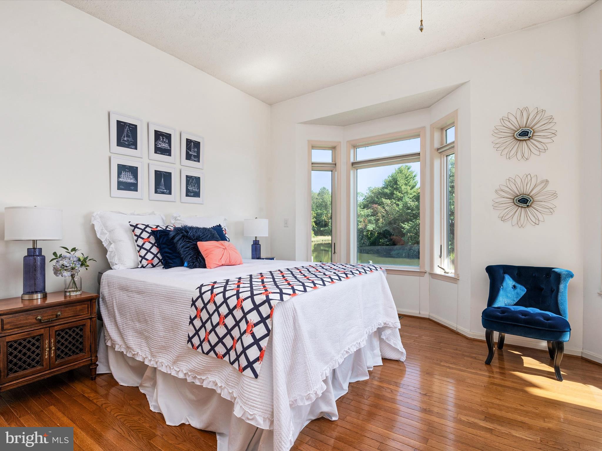 WILD ROSE SHORES - Residential