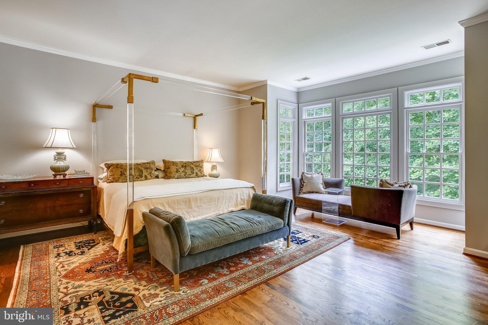 PEACOCK STATION - Residential