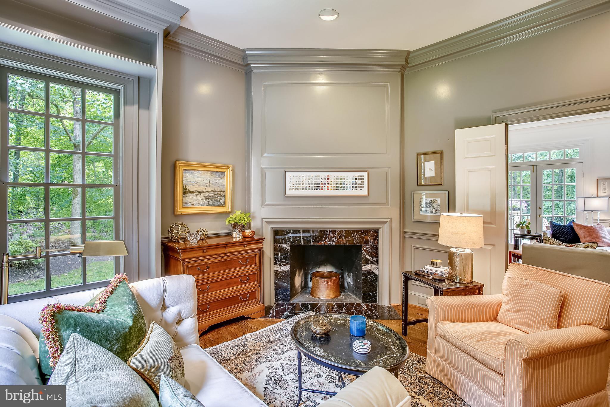 PEACOCK STATION - Residential