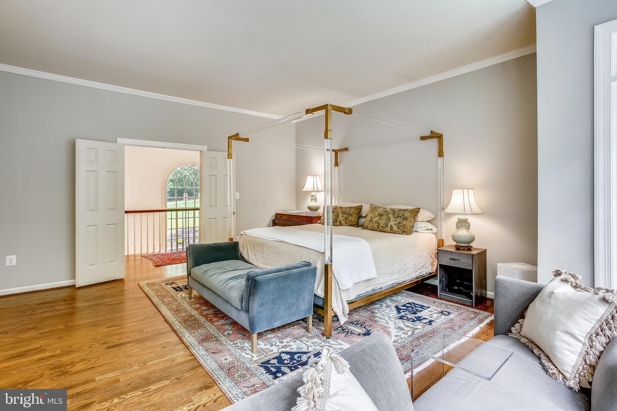 PEACOCK STATION - Residential