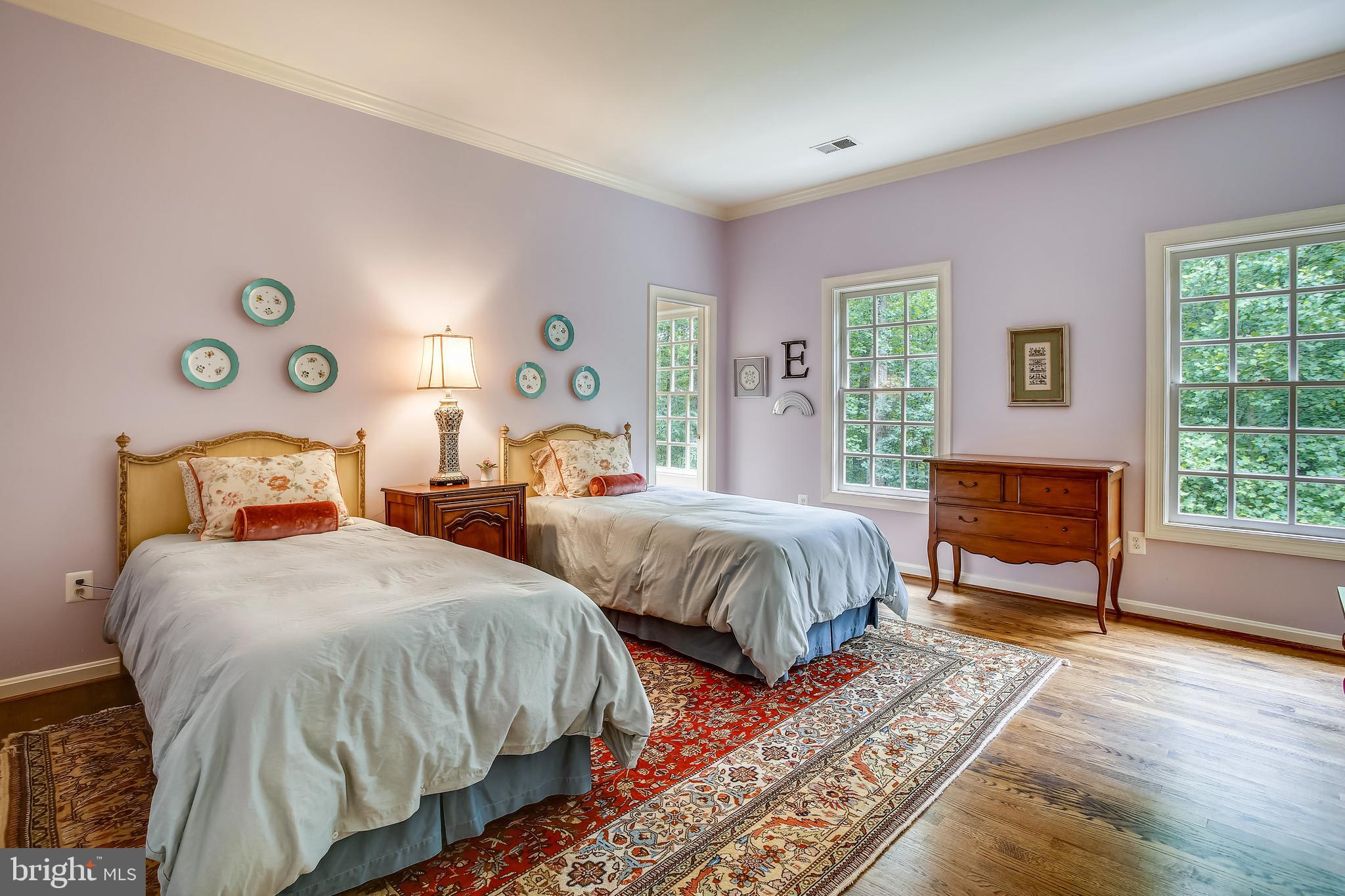 PEACOCK STATION - Residential