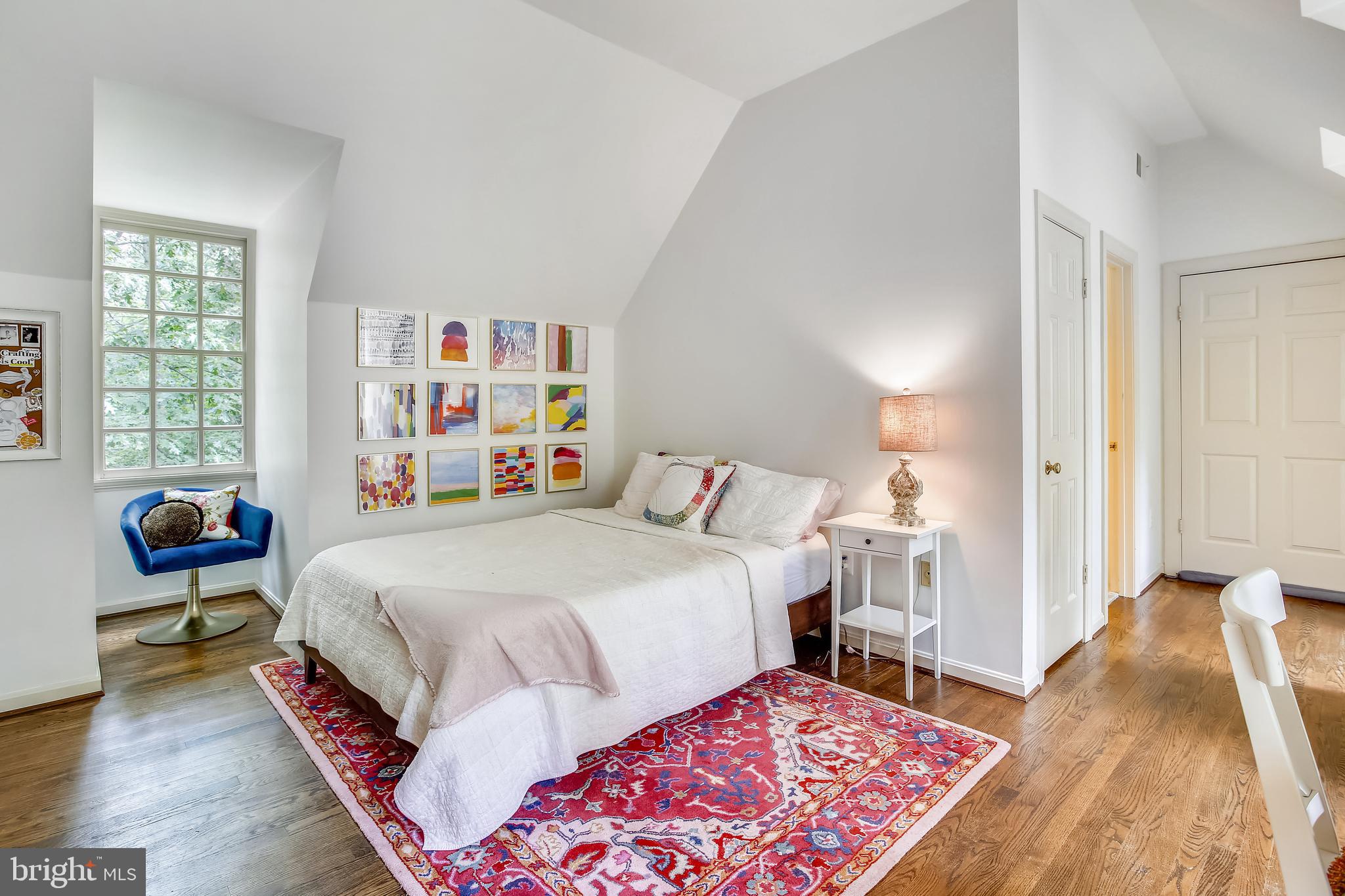 PEACOCK STATION - Residential