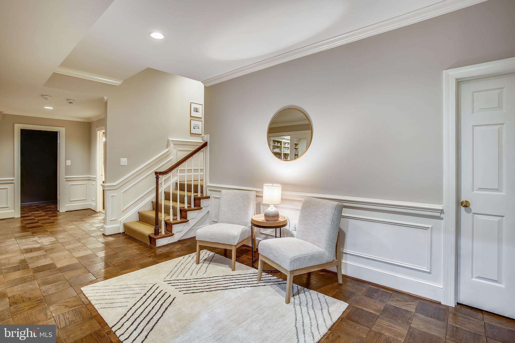 PEACOCK STATION - Residential