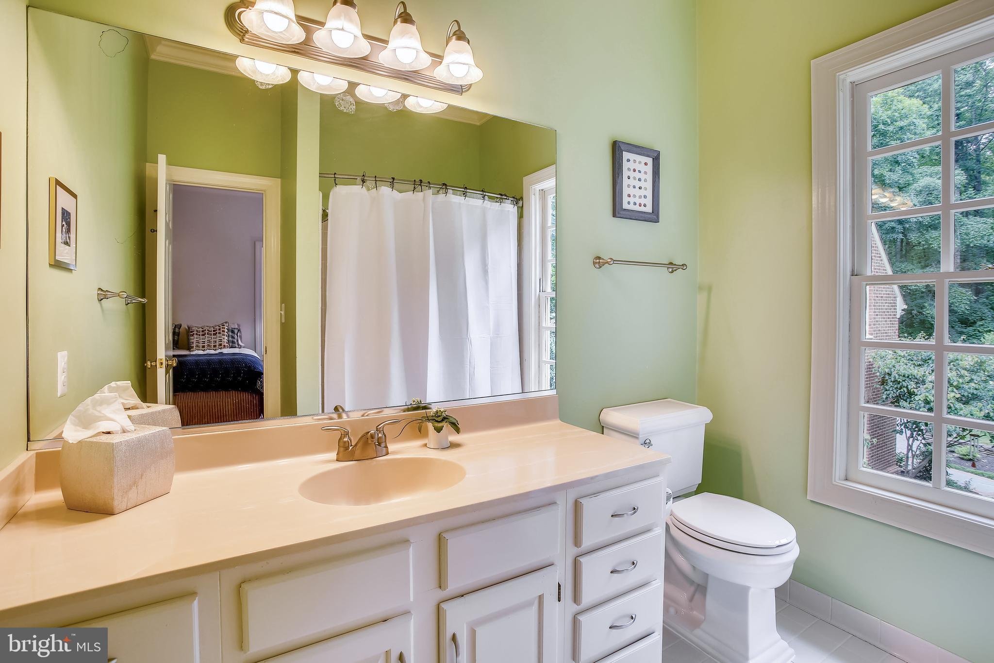 PEACOCK STATION - Residential