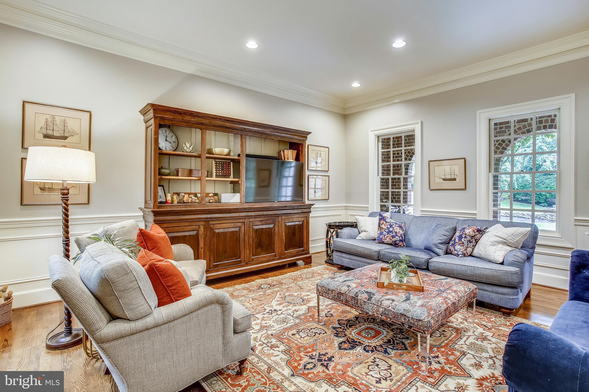 PEACOCK STATION - Residential