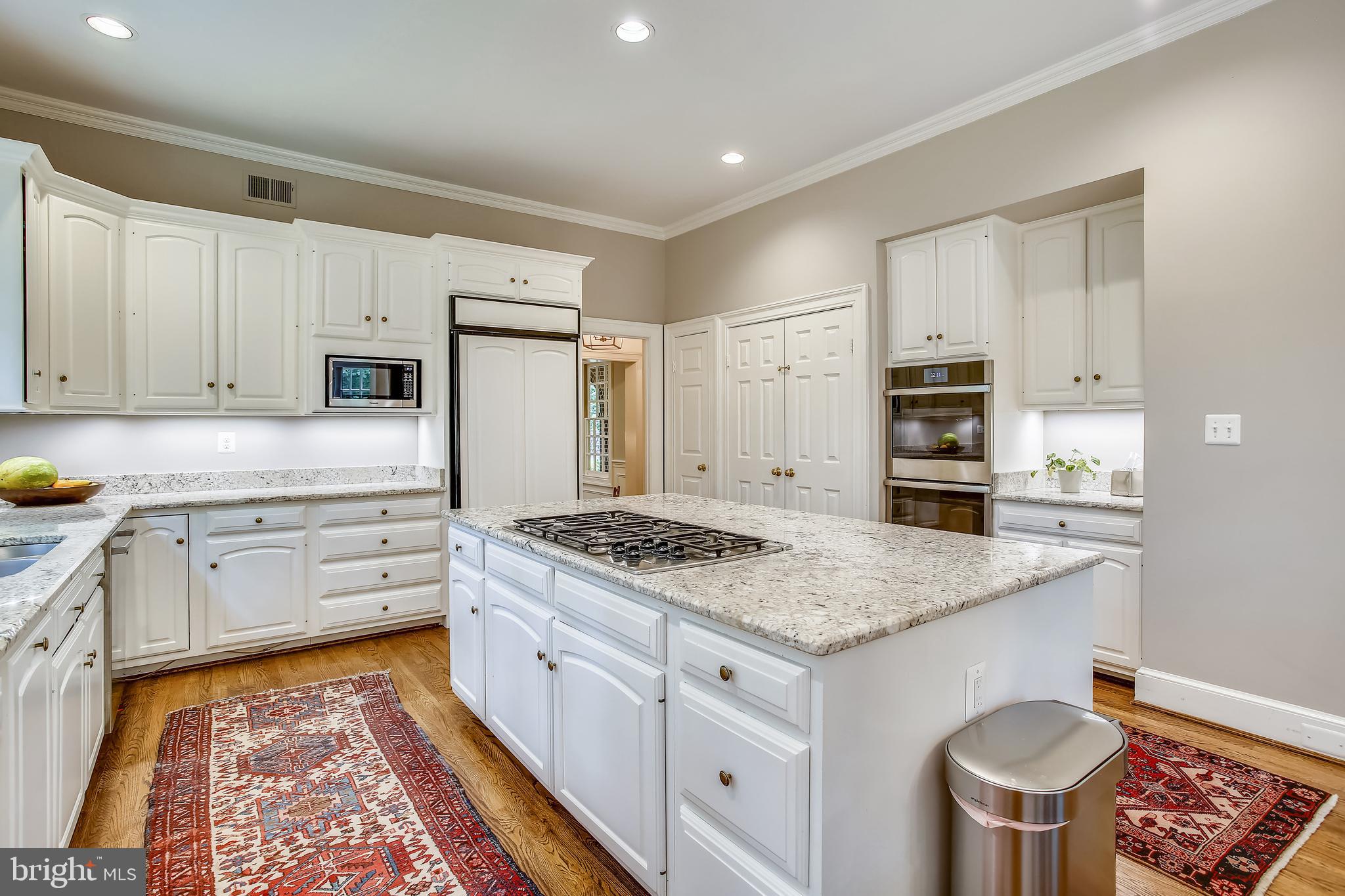 PEACOCK STATION - Residential