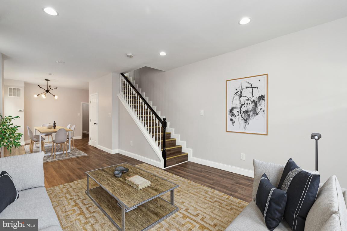 PEN LUCY - Residential