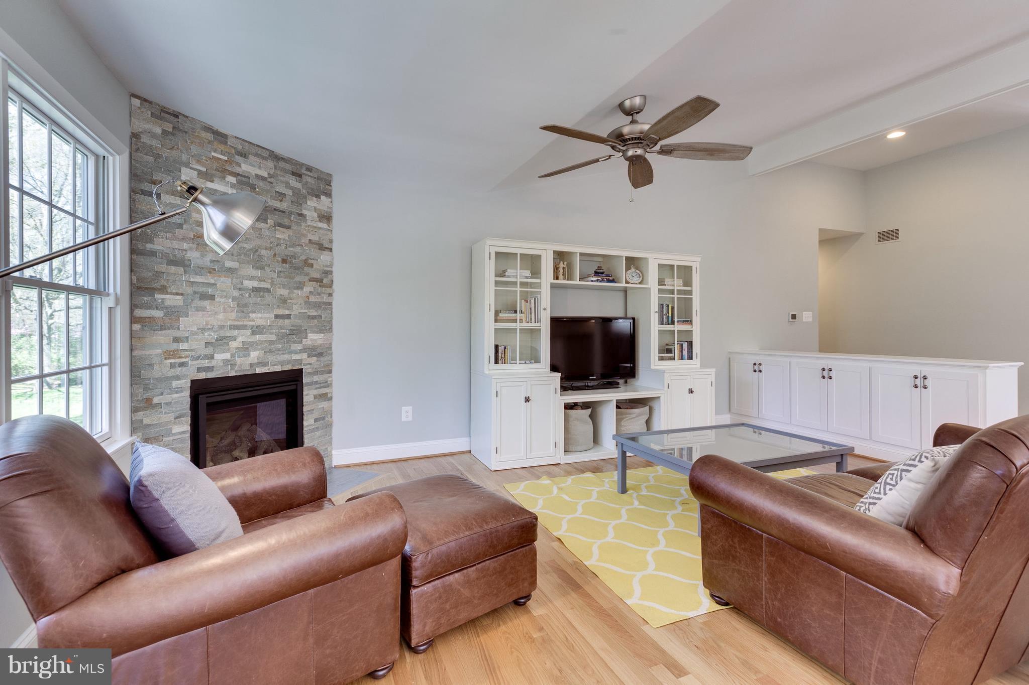 PLYMOUTH HAVEN - Residential