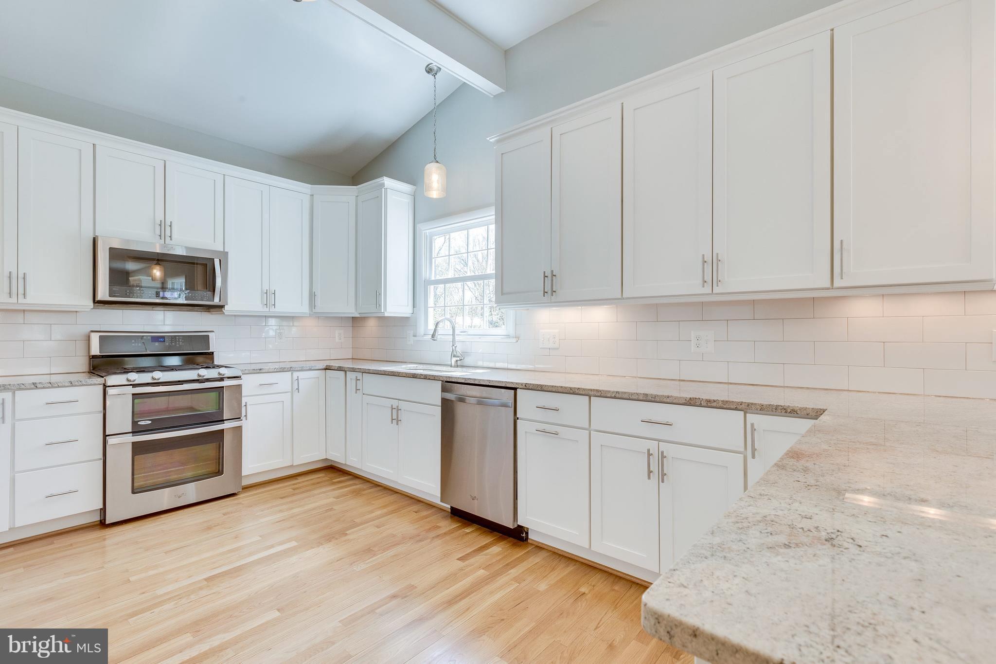 PLYMOUTH HAVEN - Residential