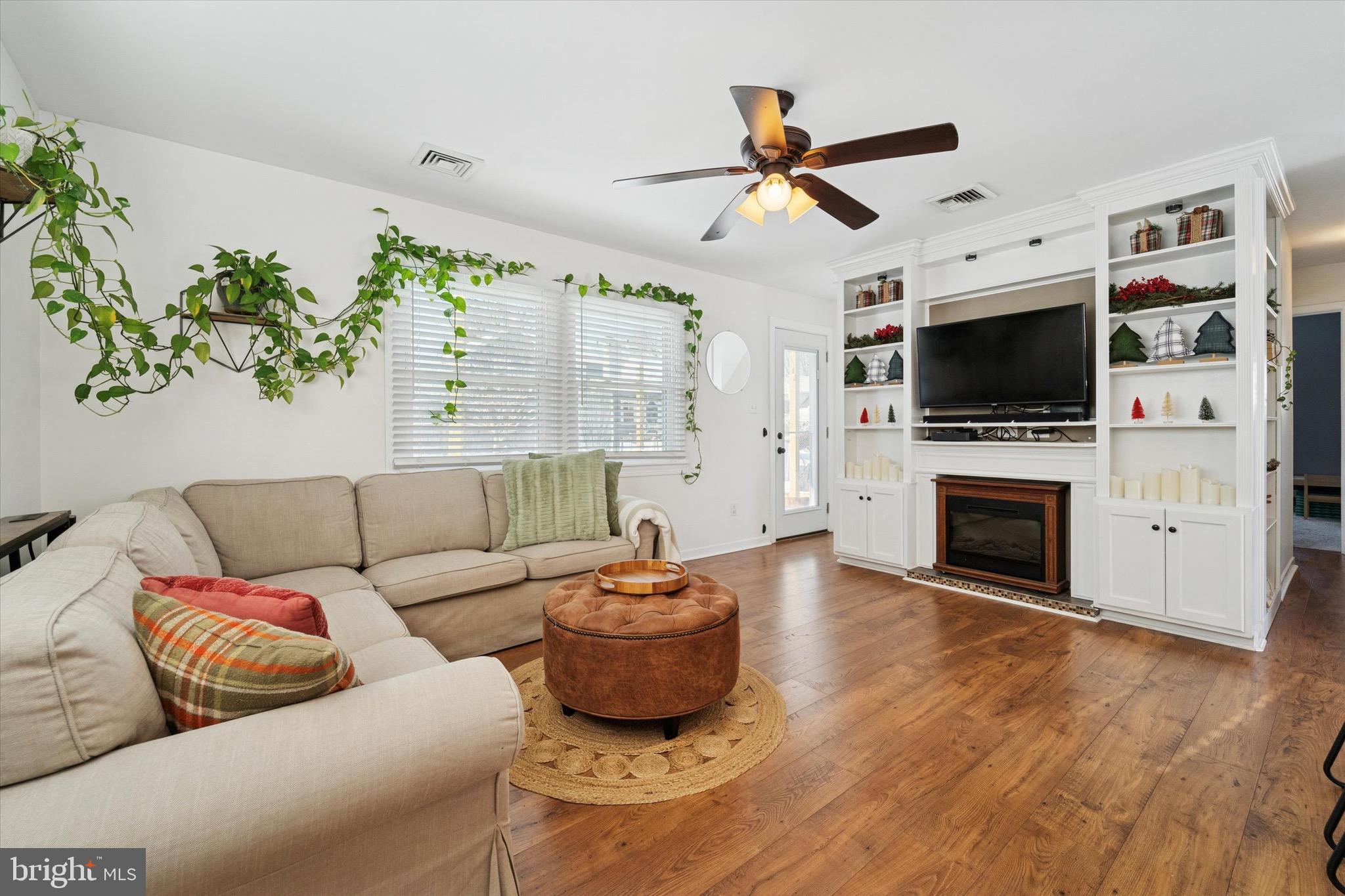 FOLSOM - Residential