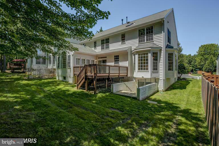 RIDGEFIELD VILLAGE - Residential Lease