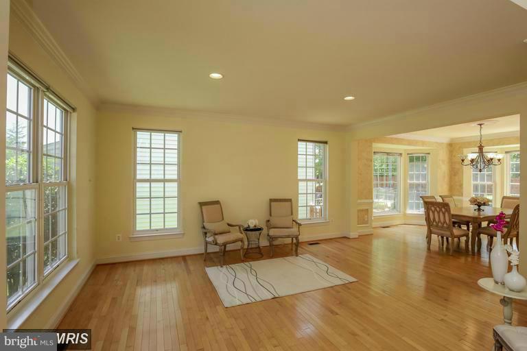 RIDGEFIELD VILLAGE - Residential Lease