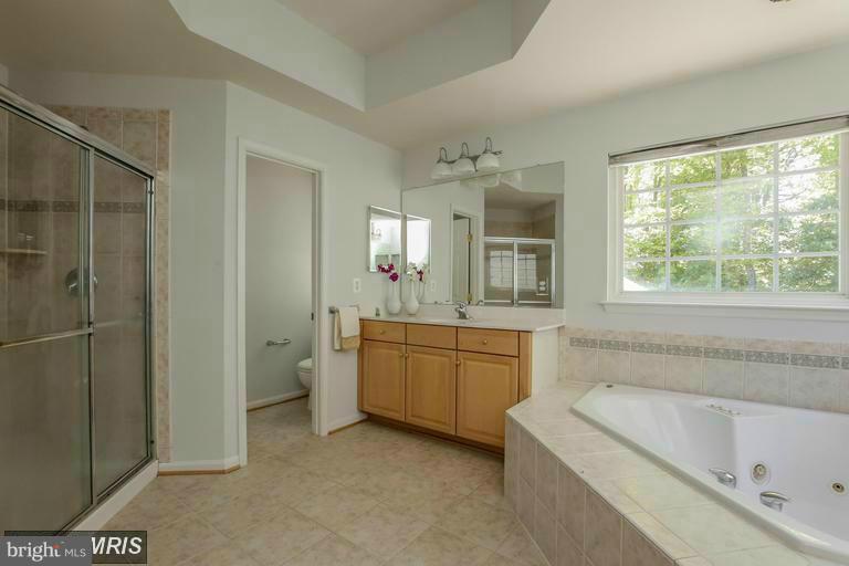 RIDGEFIELD VILLAGE - Residential Lease