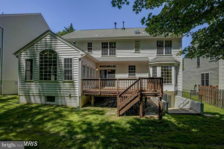 RIDGEFIELD VILLAGE - Residential Lease