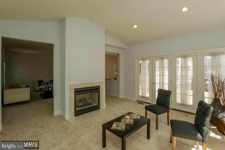 RIDGEFIELD VILLAGE - Residential Lease