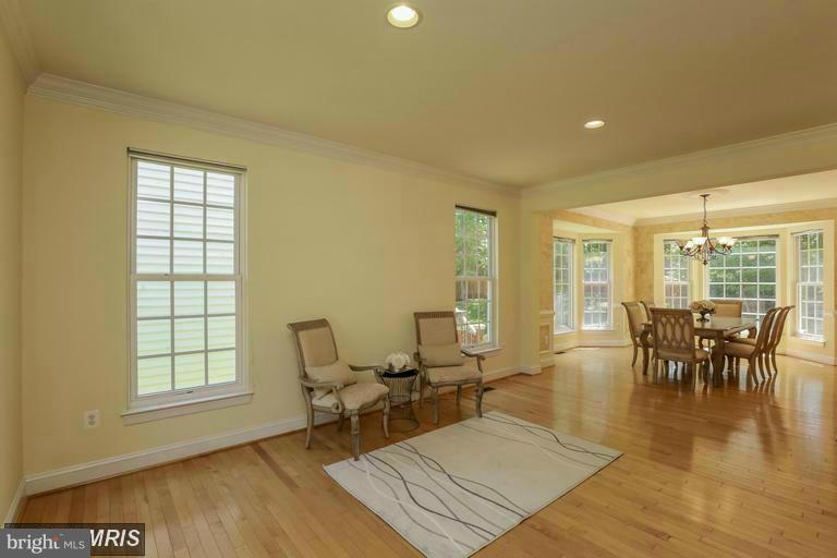 RIDGEFIELD VILLAGE - Residential Lease