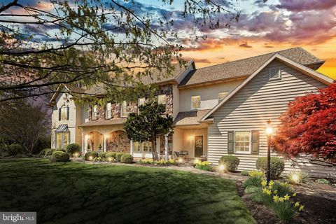 15 WETHERBURN COURT YORK PA 17404
