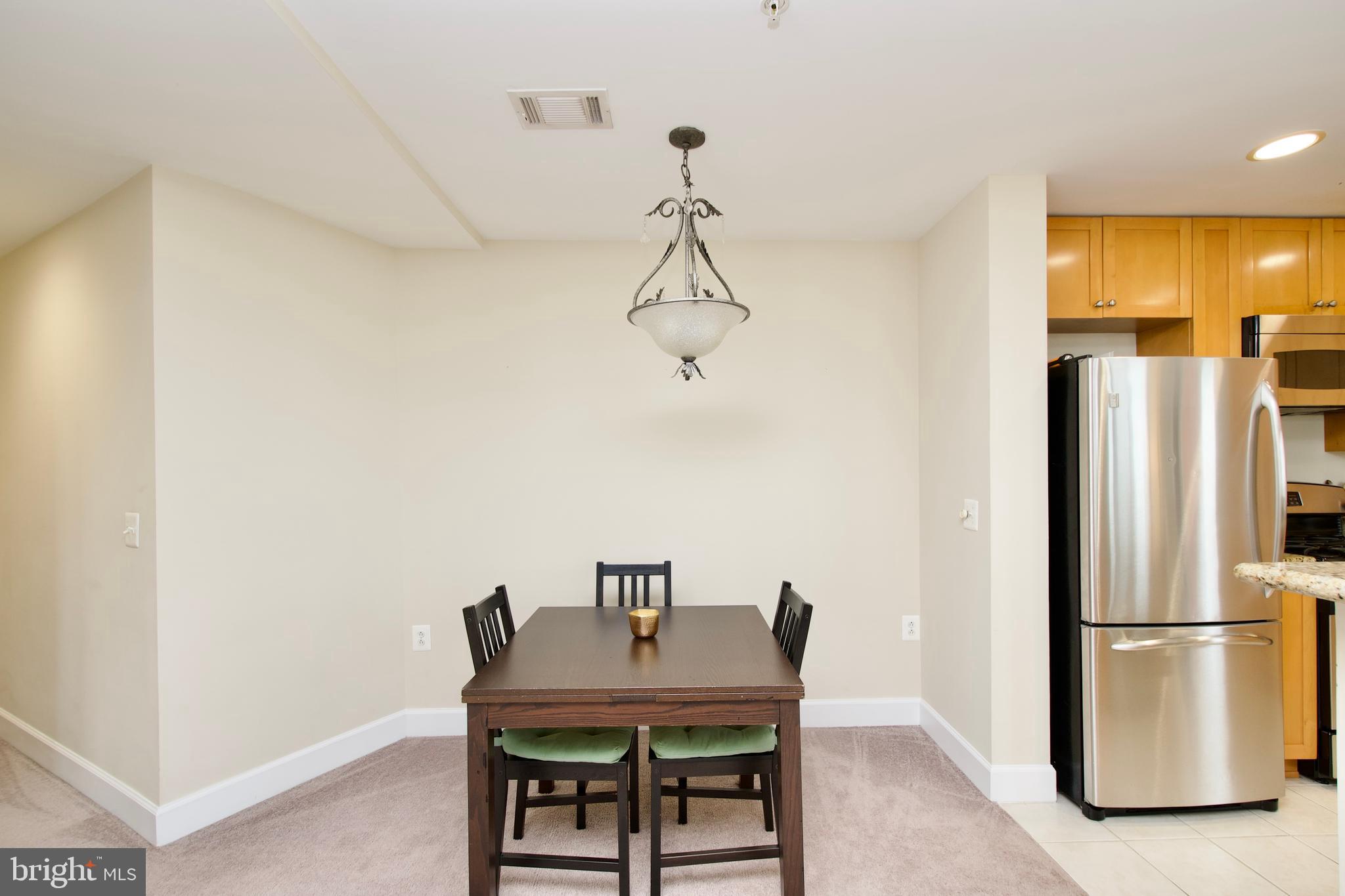 ECLIPSE ON CENTER PARK - Residential Lease